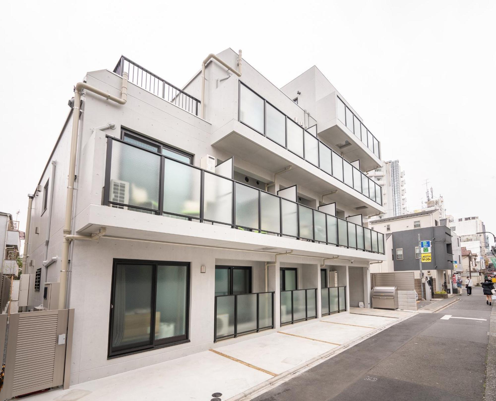 Real Okubo Apartment Hotel Tokio Buitenkant foto